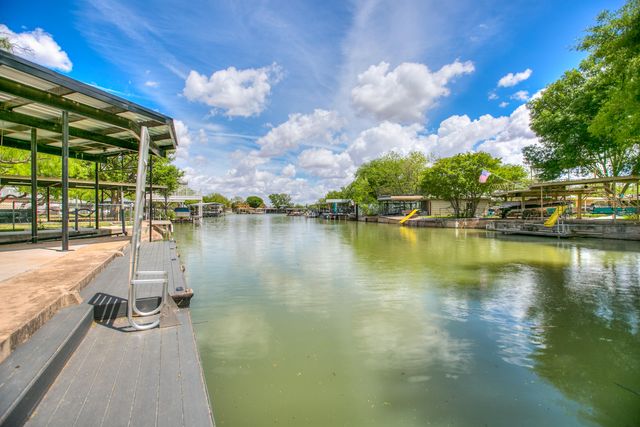 2590 Sleepy Hollow Road, San Angelo, TX 76904