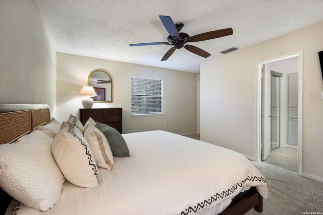 4402 Bending Oak, San Antonio, TX 78249