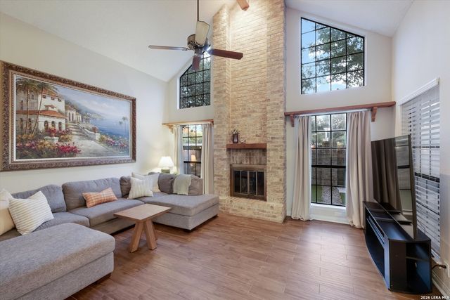 4402 Bending Oak, San Antonio, TX 78249