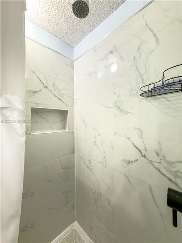 1200 SW 137th Avenue 305E, Pembroke Pines, FL 33027