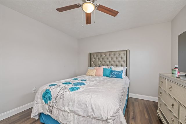 25 Sedgefield Court, Irondequoit, NY 14622