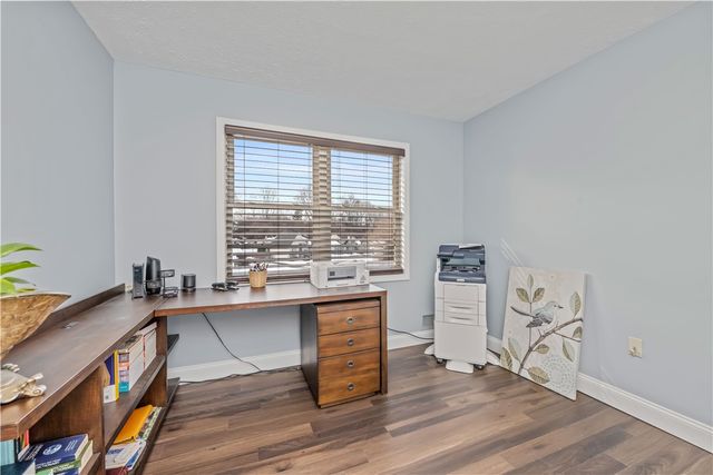 25 Sedgefield Court, Irondequoit, NY 14622