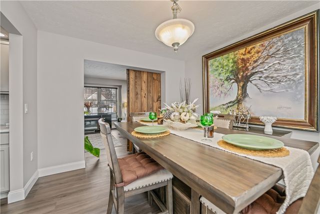 25 Sedgefield Court, Irondequoit, NY 14622