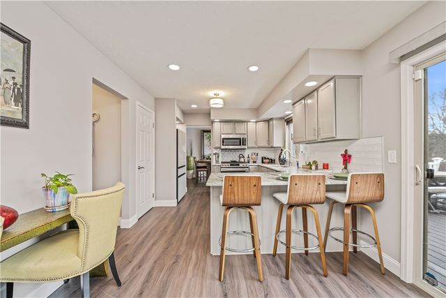 25 Sedgefield Court, Irondequoit, NY 14622