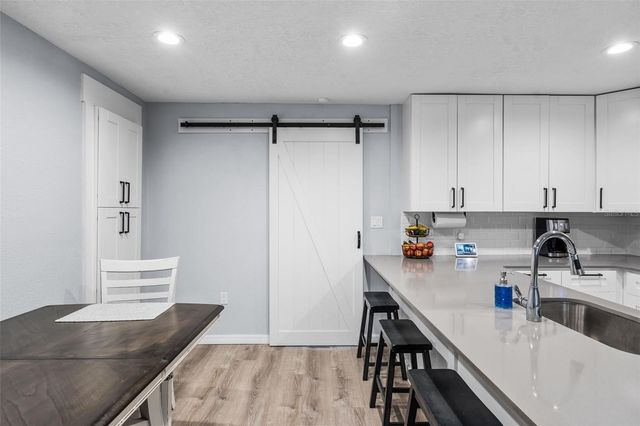 1504 W KIRBY STREET, Tampa, FL 33604