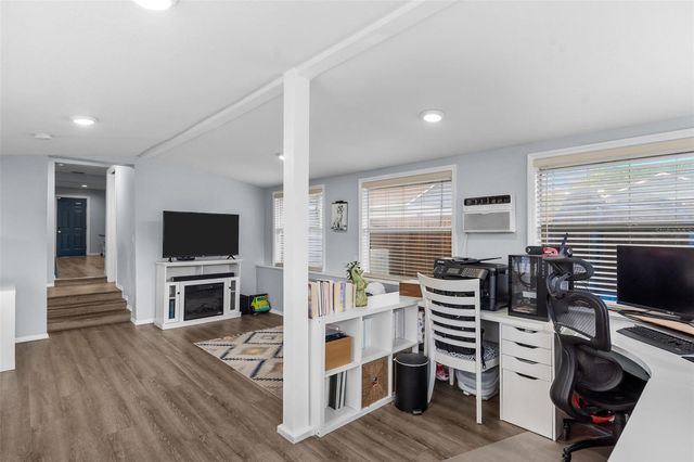 1504 W KIRBY STREET, Tampa, FL 33604