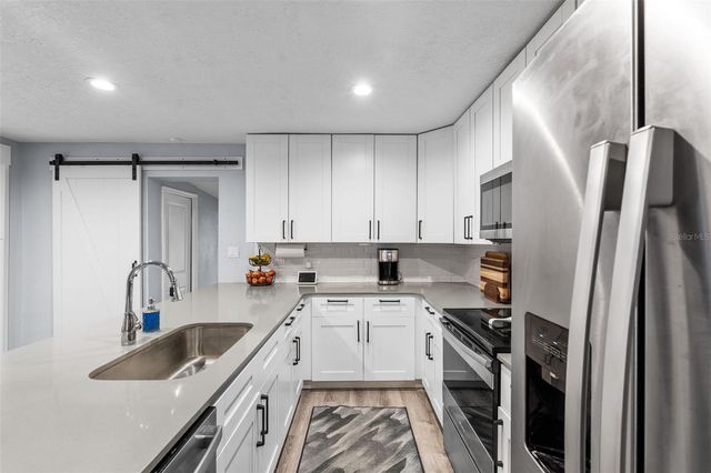 1504 W KIRBY STREET, Tampa, FL 33604