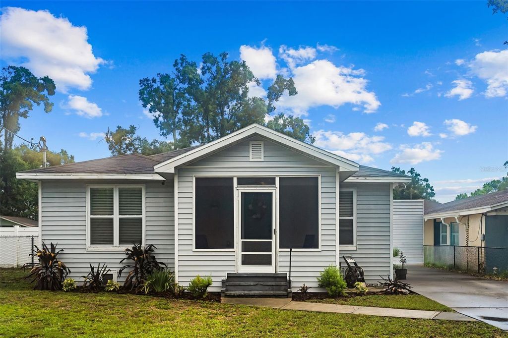 1504 W KIRBY STREET, Tampa, FL 33604