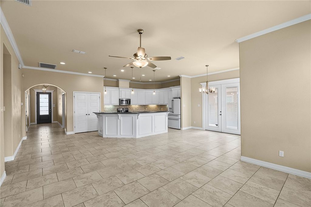 1717 Sea Oak Dr, Corpus Christi, TX 78418 — photo 2