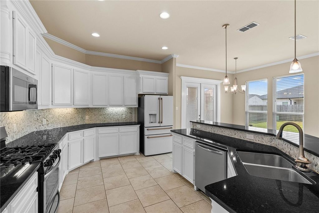 1717 Sea Oak Dr, Corpus Christi, TX 78418 — photo 3
