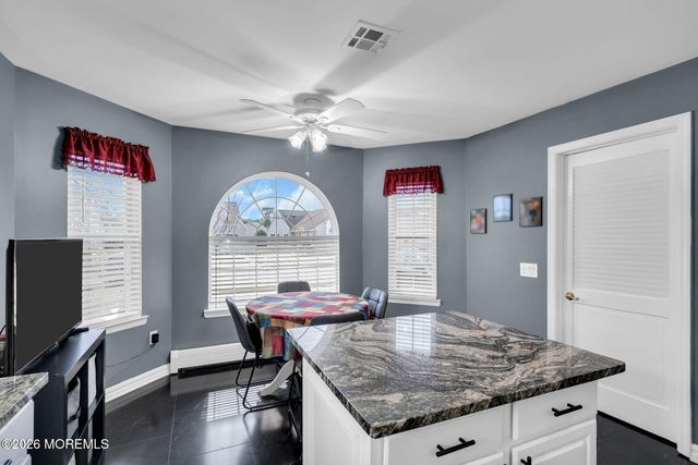 11 Sandhurst Court, Toms River, NJ 08757