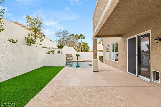 1870 Desert Forest Way, Henderson, NV 89012