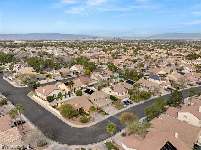 1870 Desert Forest Way, Henderson, NV 89012