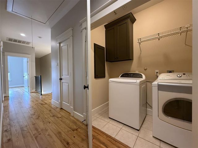 5237 Center Street, Houston, TX 77007
