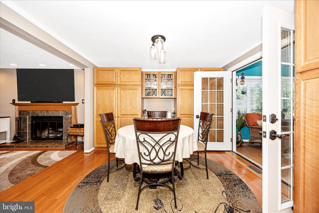 Image 12 of property listing at 19708 MIDAS CT, Gaithersburg, MD 20879