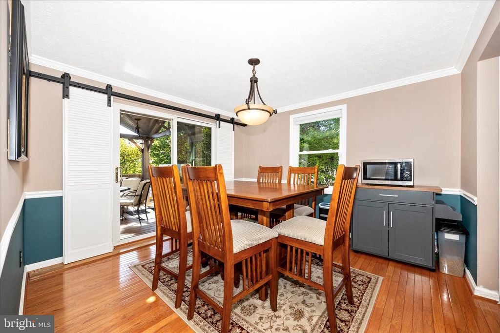 Image 7 of property listing at 19708 MIDAS CT, Gaithersburg, MD 20879