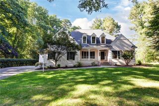 125 Yorkshire DR, Williamsburg, VA 23185