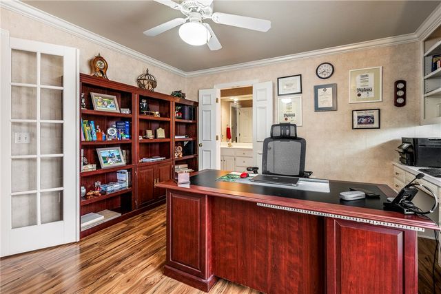 1710 S 42nd Street, Rogers, AR 72758