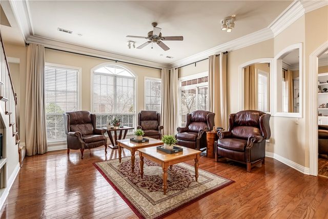 1710 S 42nd Street, Rogers, AR 72758