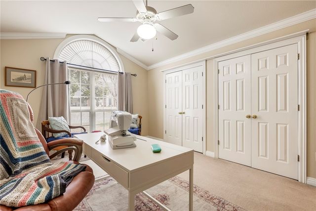 1710 S 42nd Street, Rogers, AR 72758