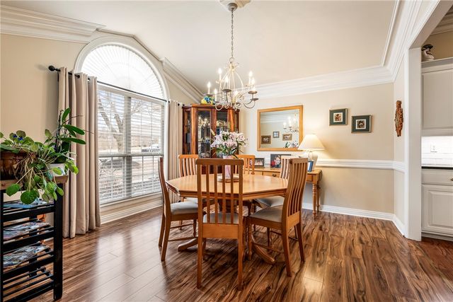 1710 S 42nd Street, Rogers, AR 72758