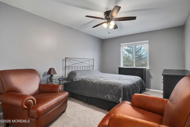 4 Osprey Court, Howell, NJ 07731