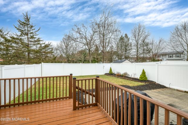 4 Osprey Court, Howell, NJ 07731