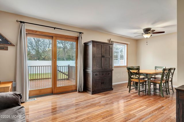 4 Osprey Court, Howell, NJ 07731