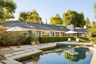 4658 Del Moreno Drive, Woodland Hills, CA 91364