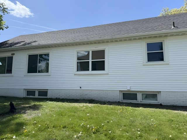 1822 SE Mt Vernon Road, Cedar Rapids, IA 52403