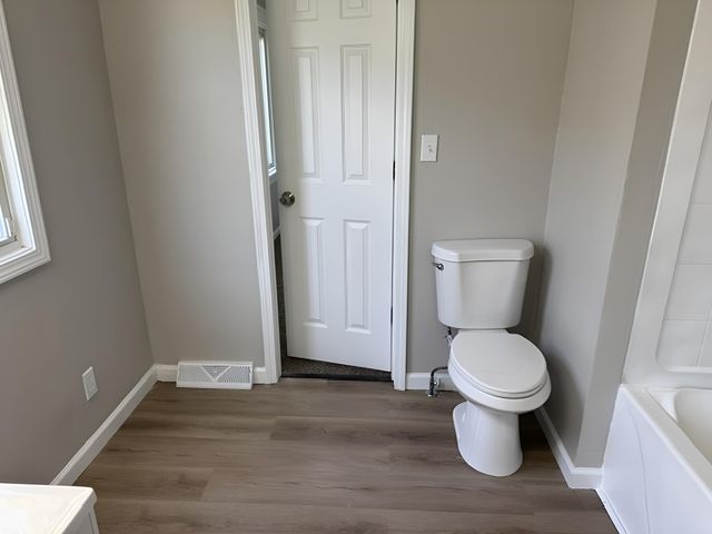 1822 SE Mt Vernon Road, Cedar Rapids, IA 52403