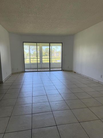 3836 Via Poinciana 306, Lake Worth, FL 33467