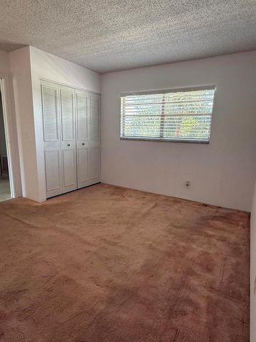 3836 Via Poinciana 306, Lake Worth, FL 33467