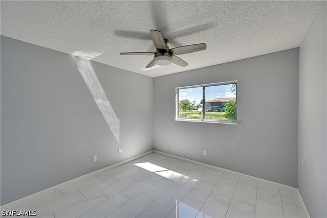 5712 Foxlake DR 3, North Fort Myers, FL 33917