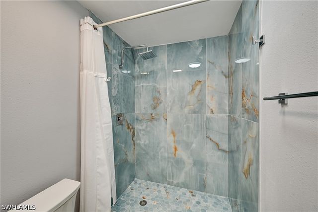 5712 Foxlake DR 3, North Fort Myers, FL 33917