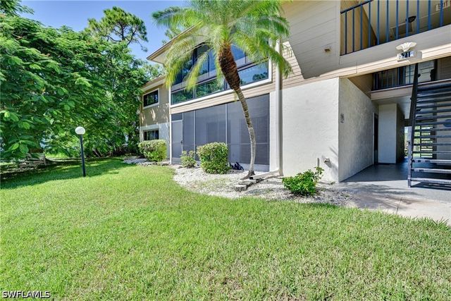 5712 Foxlake DR 3, North Fort Myers, FL 33917