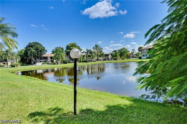5712 Foxlake DR 3, North Fort Myers, FL 33917