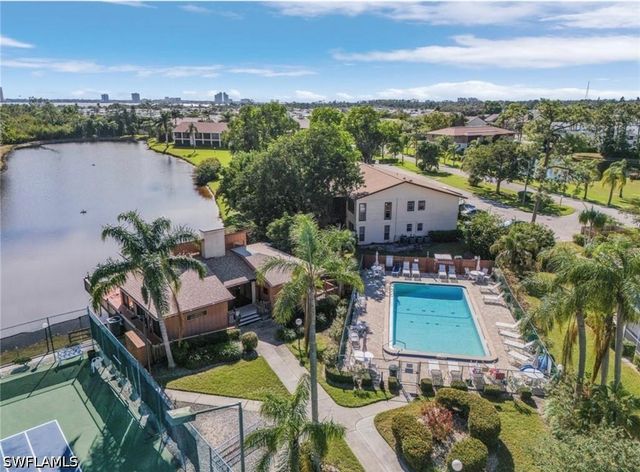 5712 Foxlake DR 3, North Fort Myers, FL 33917