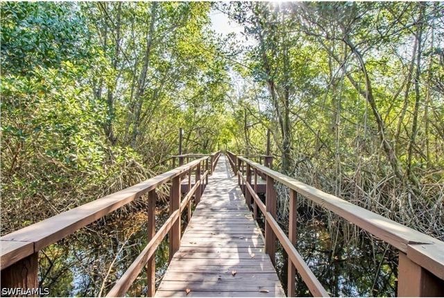 5712 Foxlake DR 3, North Fort Myers, FL 33917