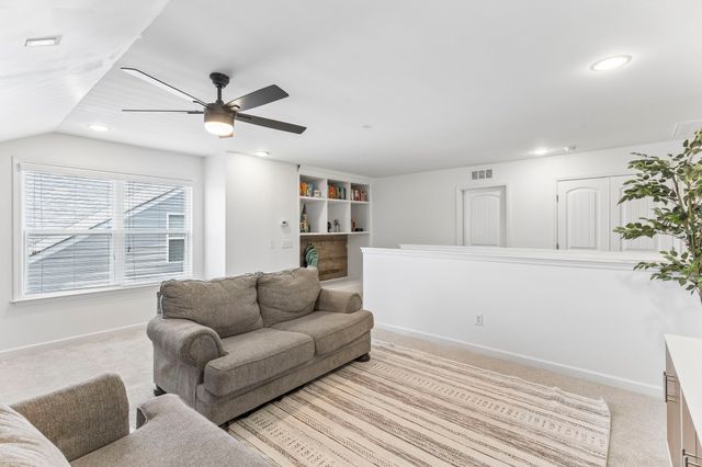 744 Bench Ln, Mount Juliet, TN 37122