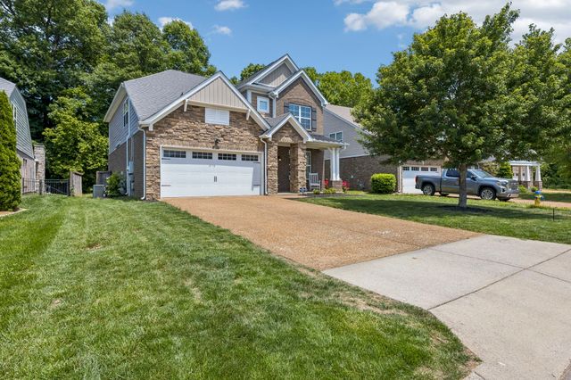 744 Bench Ln, Mount Juliet, TN 37122