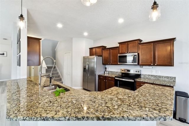 1116 SEMINOLE SKY DRIVE, Ruskin, FL 33570
