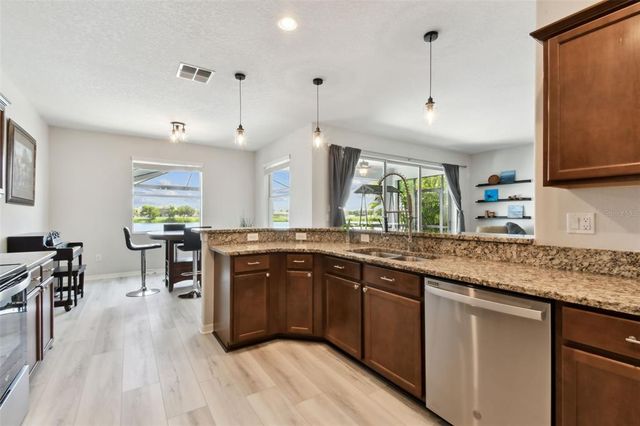 1116 SEMINOLE SKY DRIVE, Ruskin, FL 33570