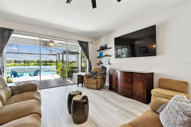 1116 SEMINOLE SKY DRIVE, Ruskin, FL 33570