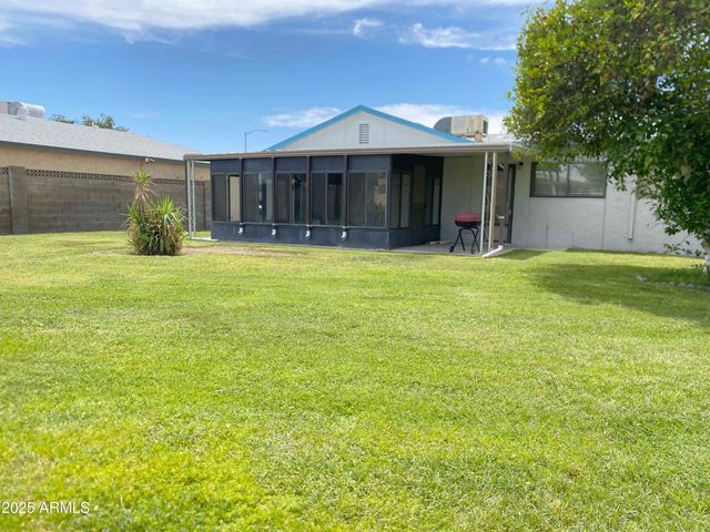 10417 N 95TH Drive B, Peoria, AZ 85345