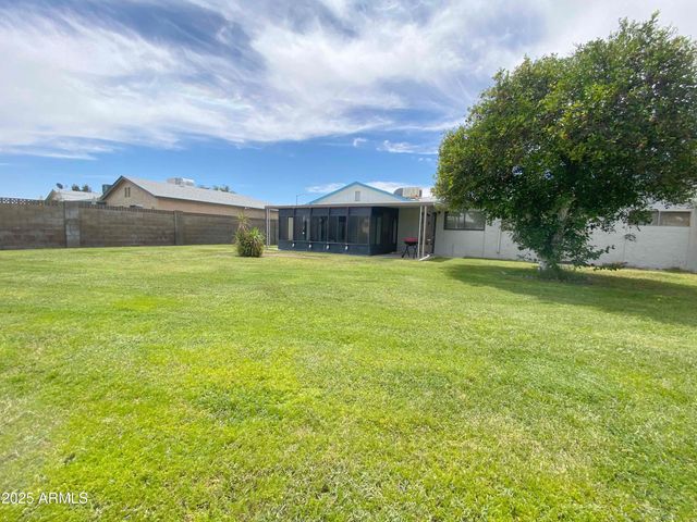 10417 N 95TH Drive B, Peoria, AZ 85345