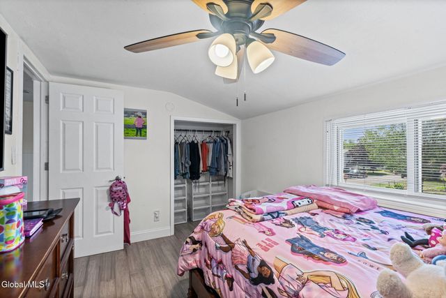 3037 Cox Avenue, Rotterdam, NY 12306