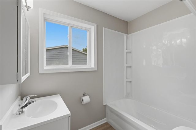 693 Minerva Avenue, Wauconda, IL 60084