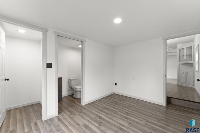 808 S Beta Pl Place, Sioux Falls, SD 67106