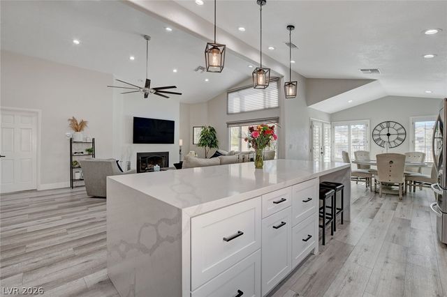5429 Painted Sunrise Drive, Las Vegas, NV 89149